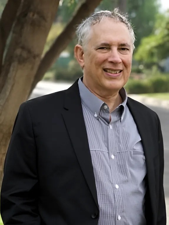 Meet Richard M. Seff